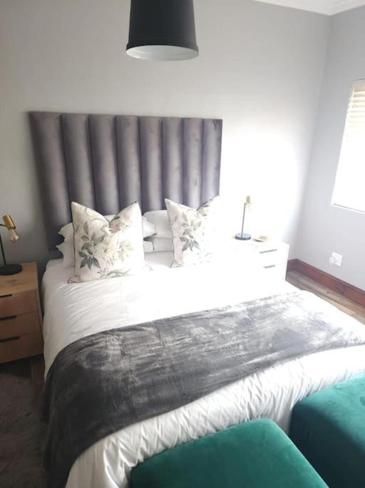 Cape Town, Sea Point, Beautiful 2 Bedroom Apartment @Tucked Away Bagian luar foto