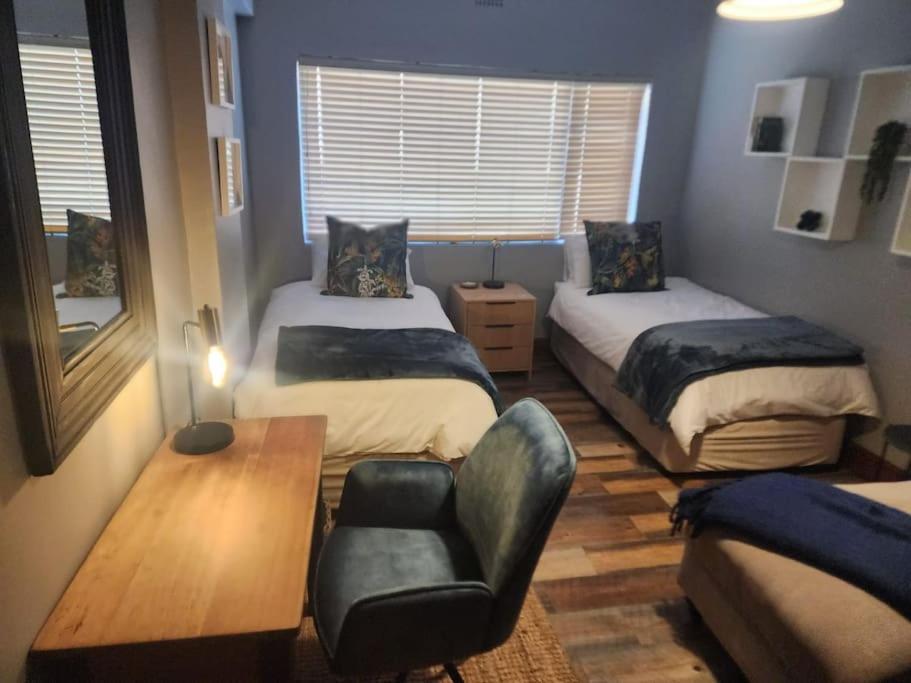 Cape Town, Sea Point, Beautiful 2 Bedroom Apartment @Tucked Away Bagian luar foto