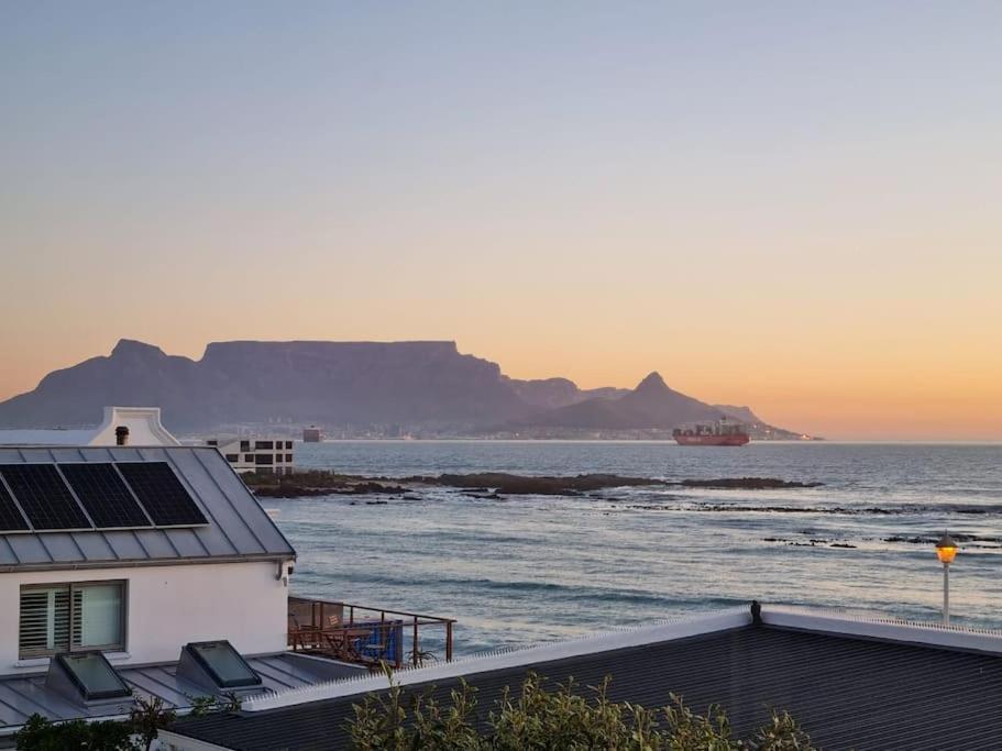 Cape Town, Sea Point, Beautiful 2 Bedroom Apartment @Tucked Away Bagian luar foto